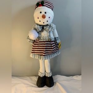 STANDING SNOWMAN